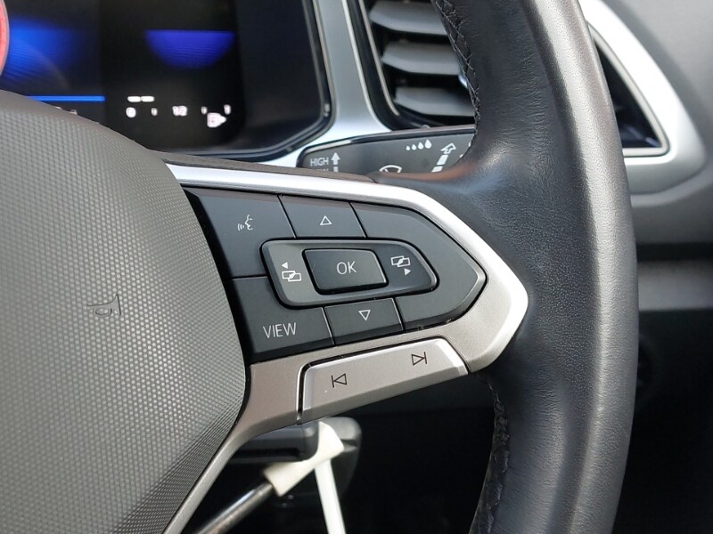 Used Volkswagen T-Roc 2022 for sale - 77605906: Photo 10