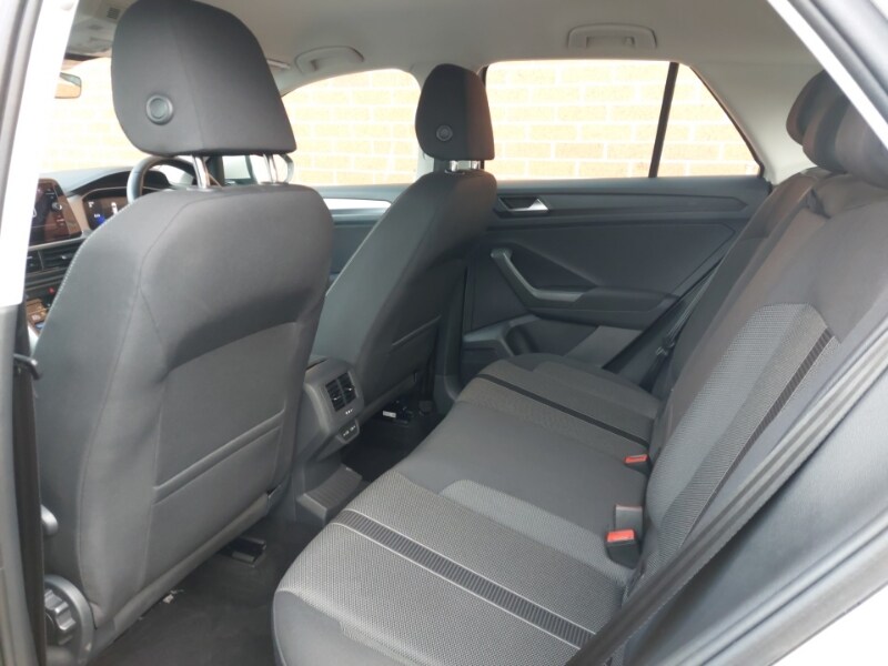 Used Volkswagen T-Roc 2022 for sale - 77605906: Photo 6