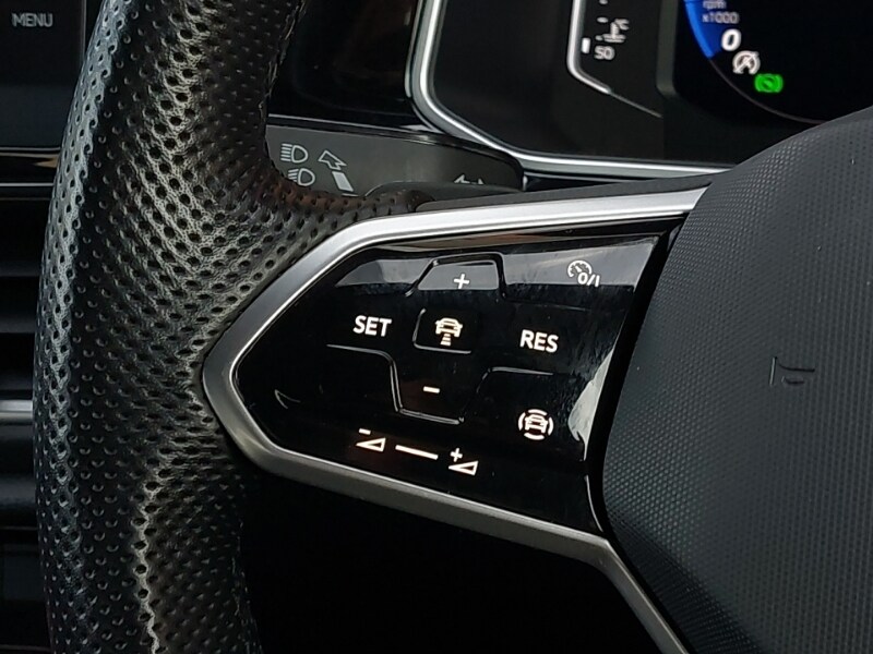 Used Volkswagen T-Roc 2022 for sale - 77585202: Photo 11