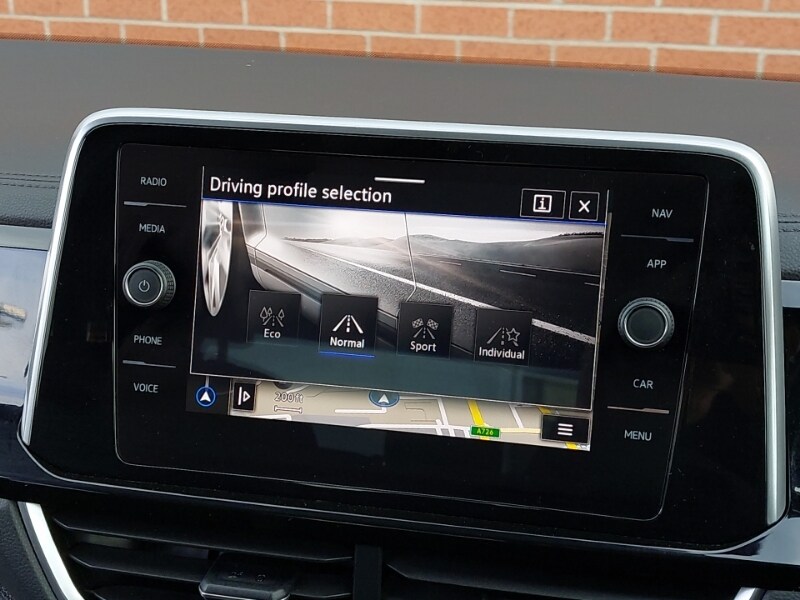 Used Volkswagen T-Roc 2022 for sale - 77585202: Photo 17