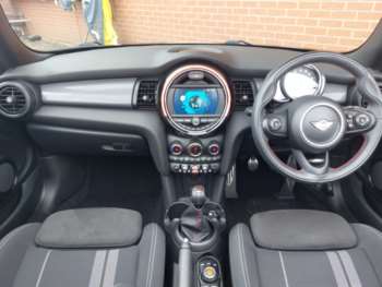Used MINI Convertible 2020 for sale - 75297342: Photo