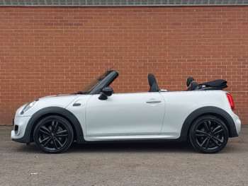 Used MINI Convertible 2020 for sale - 75297342: Photo