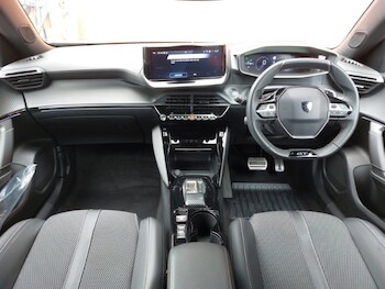 Used Peugeot 2008 2024 for sale - 75914344: Photo