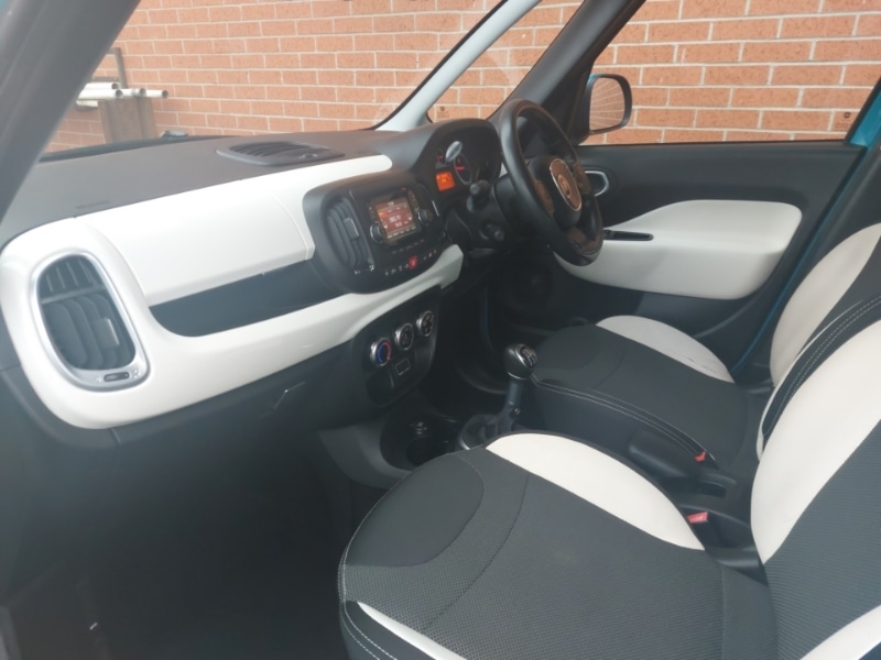 Used Fiat 500L 2016 for sale - 77284405: Photo 5