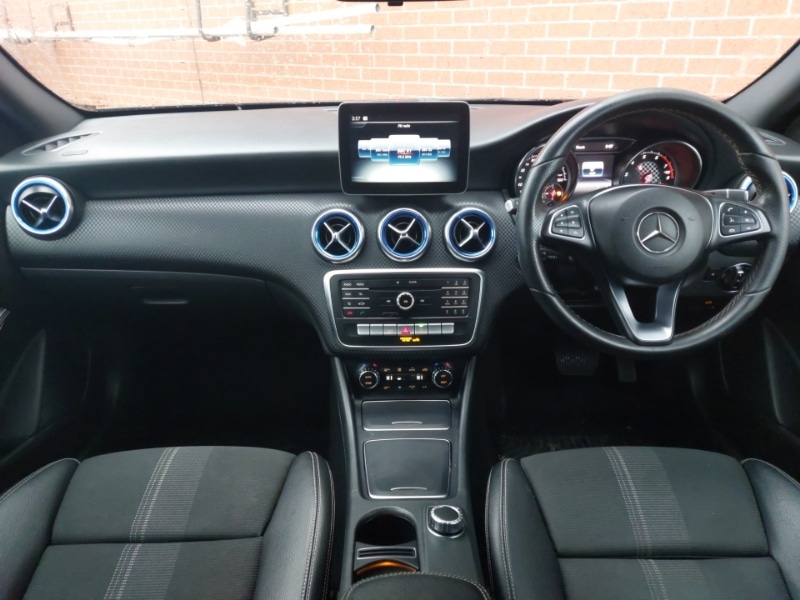 Used Mercedes-Benz A-Class 2018 for sale - 77852549: Photo 2
