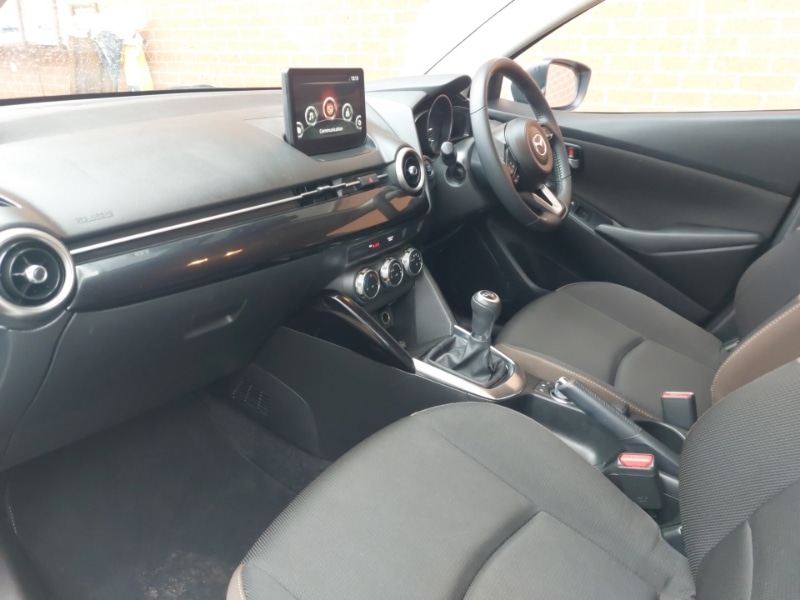 Used Mazda Mazda2 2022 for sale - 76369742: Photo 5