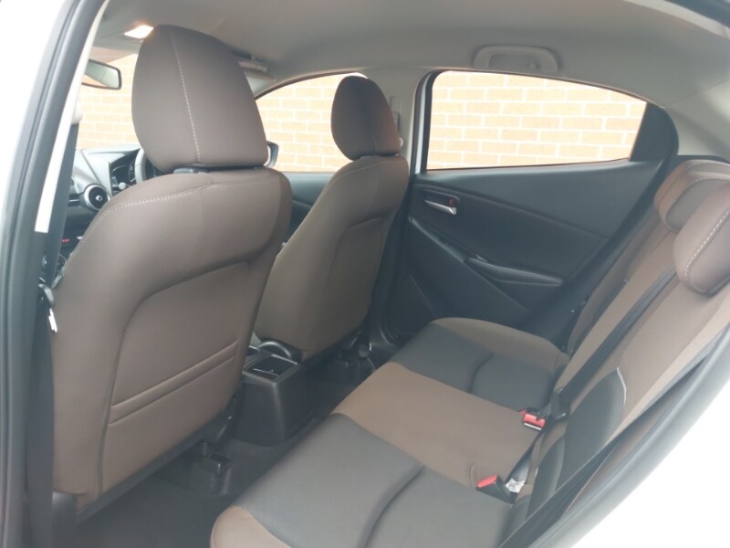 Used Mazda Mazda2 2022 for sale - 76369742: Photo 6