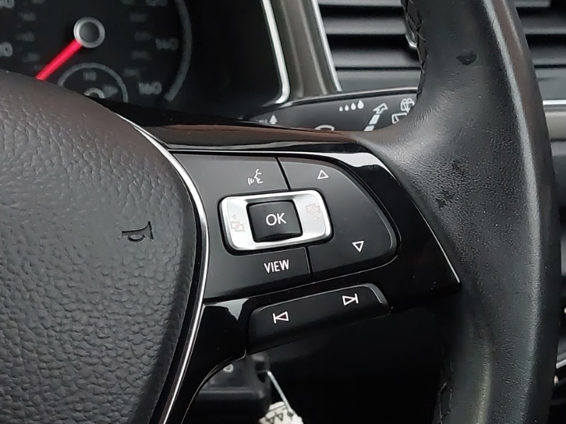 Used Volkswagen T-Roc 2018 for sale - 76880053: Photo 10