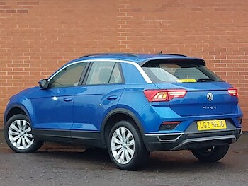 Used Volkswagen T-Roc 2018 for sale - 76880053: Photo