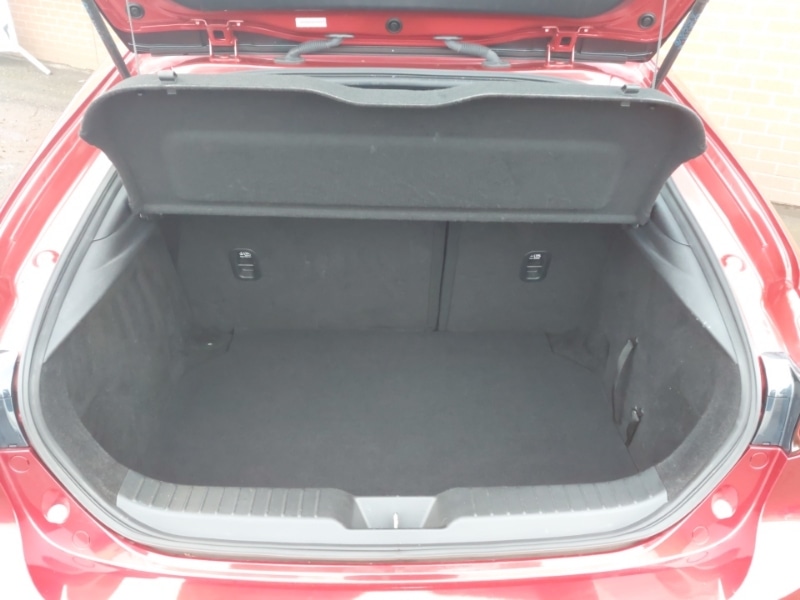 Used Mazda Mazda3 2020 for sale - 76964172: Photo 8