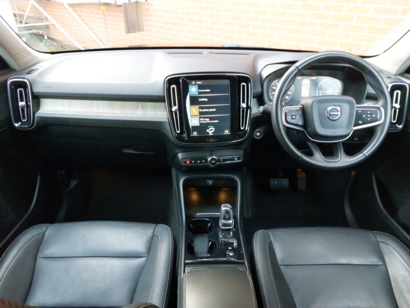 Used Volvo XC40 2018 for sale - 77366591: Photo 2