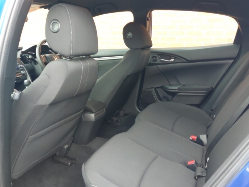 Used Honda Civic 2018 for sale - 77907936: Photo 6