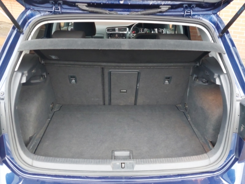 Used Volkswagen Golf 2018 for sale - 77922602: Photo 8