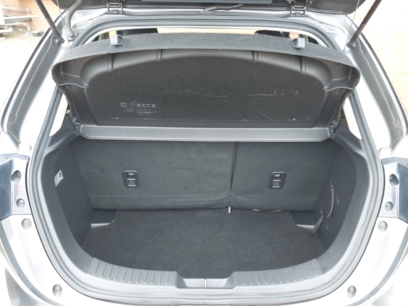 Used Mazda Mazda2 2022 for sale - 76066510: Photo 8