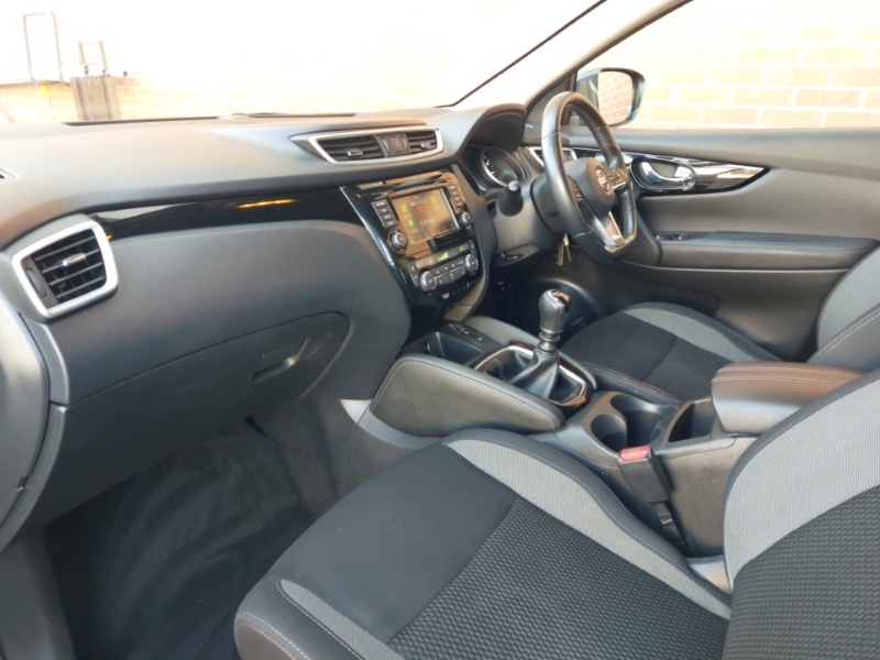 Used Nissan Qashqai 2018 for sale - 77352885: Photo 5