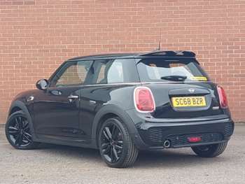 Used MINI Hatch 2018 for sale - 75192930: Photo