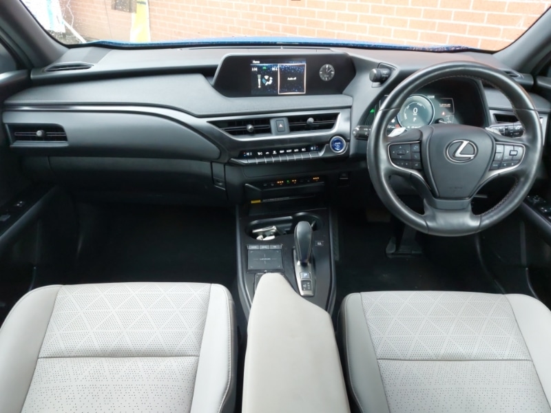 Used Lexus UX 2022 for sale - 77278367: Photo 2