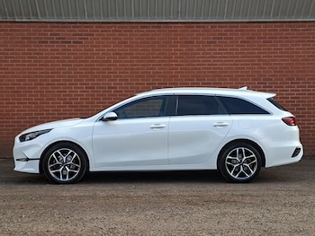 Used Kia Ceed 2023 for sale - 79578698: Photo