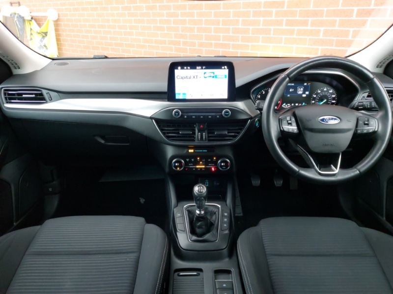Used Ford Focus 2019 for sale - 76687645: Photo 2
