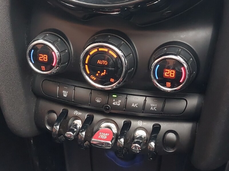 Used MINI Cooper 2017 for sale - 77214215: Photo 17