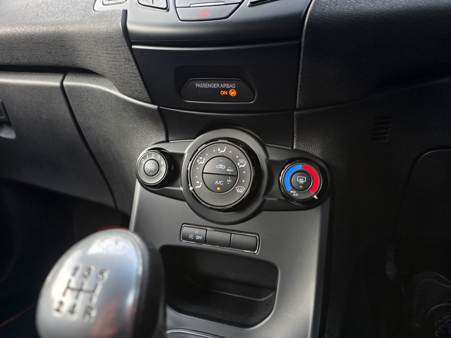 Used Ford Fiesta 2017 for sale - 76560117: Photo 20