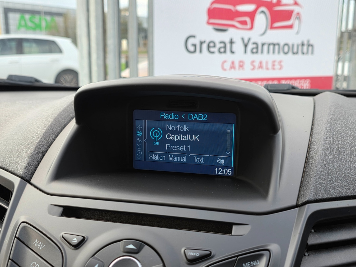 Used Ford Fiesta 2017 for sale - 76560117: Photo 25