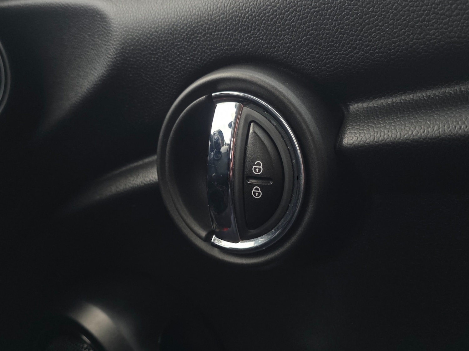 Used MINI Hatch 2016 for sale - 76722759: Photo 23