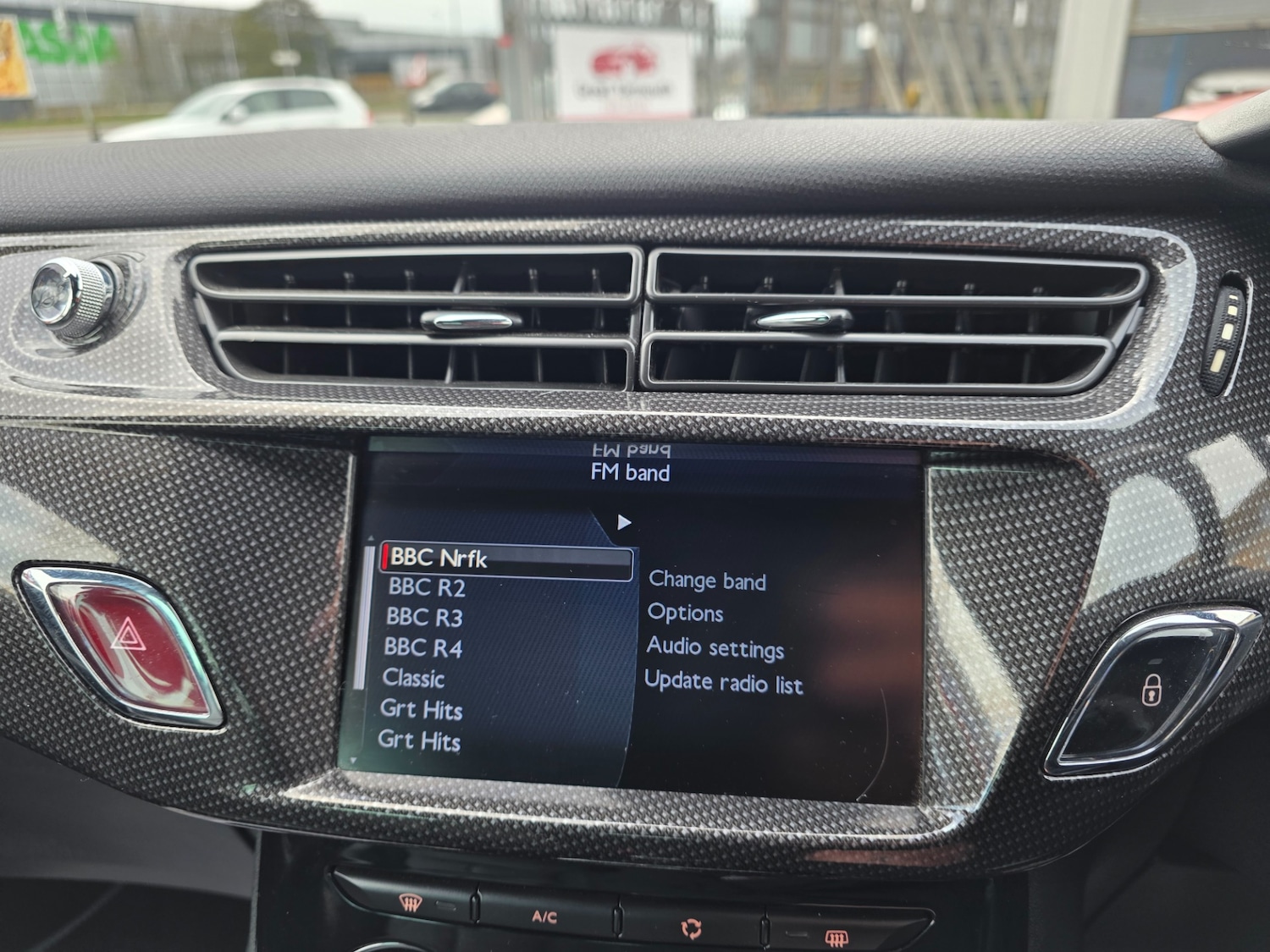 Used Citroen DS3 2014 for sale - 76560131: Photo 25