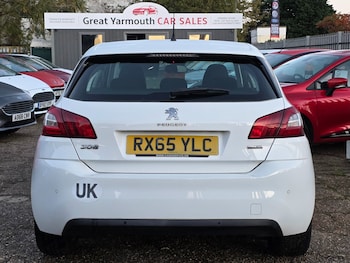 Used Peugeot 308 2015 for sale - 76431147: Photo