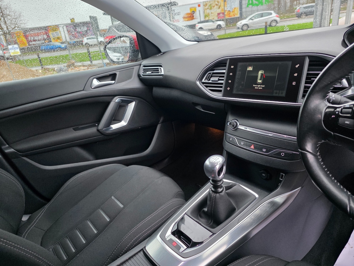 Used Peugeot 308 2014 for sale - 76762207: Photo 21