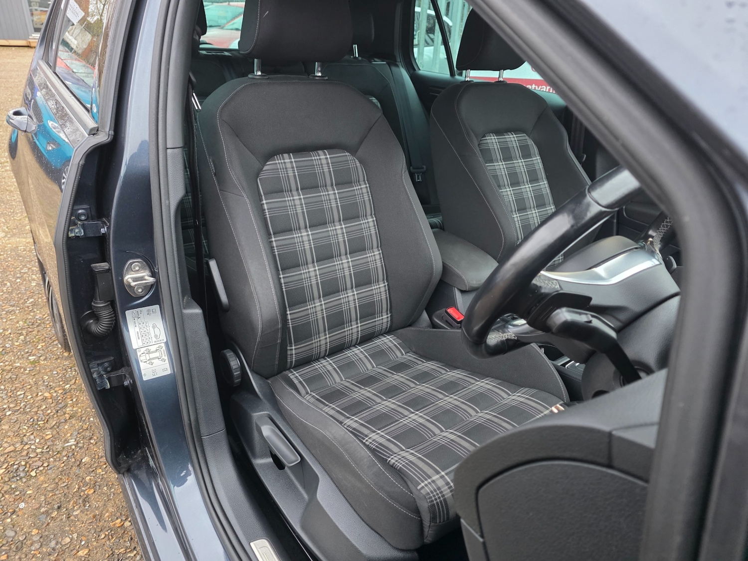 Used Volkswagen Golf 2018 for sale - 76836786: Photo 12