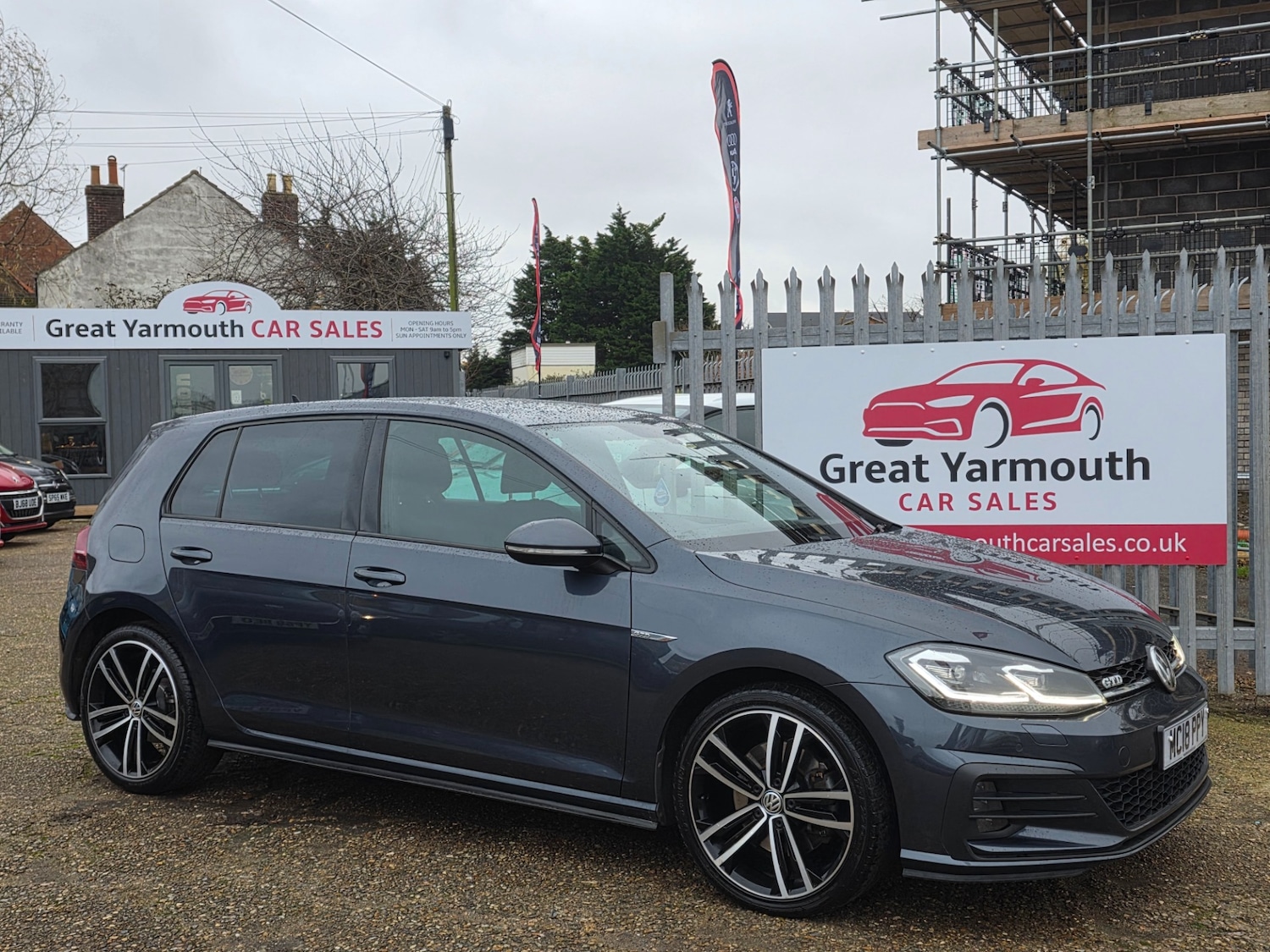 Used Volkswagen Golf 2018 for sale - 76836786: Photo 2