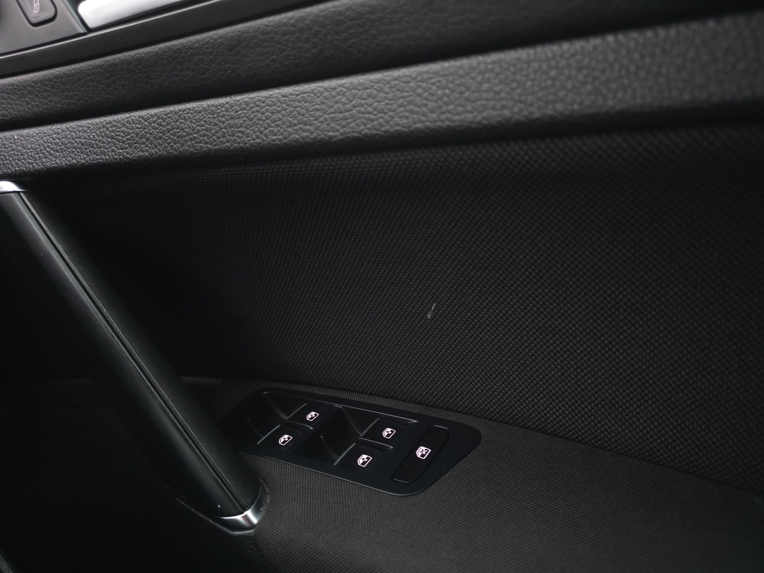 Used Volkswagen Golf 2018 for sale - 76836786: Photo 29