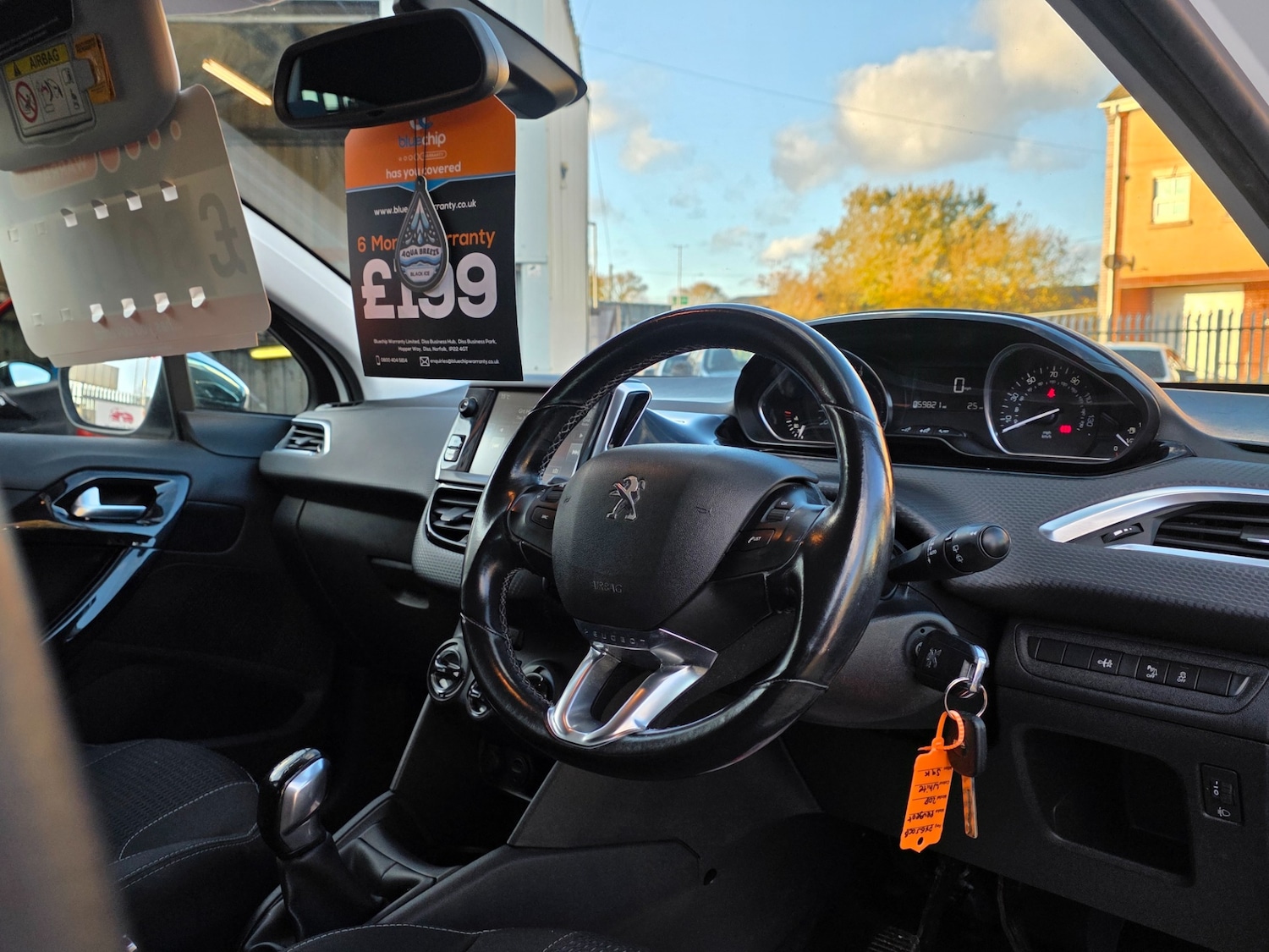 Used Peugeot 208 2015 for sale - 76440019: Photo 12