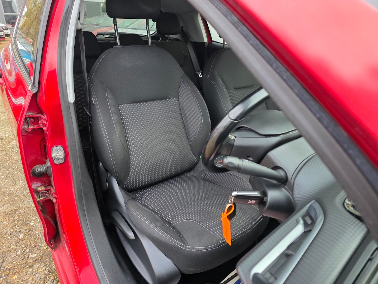 Used Peugeot 208 2018 for sale - 76547994: Photo 12