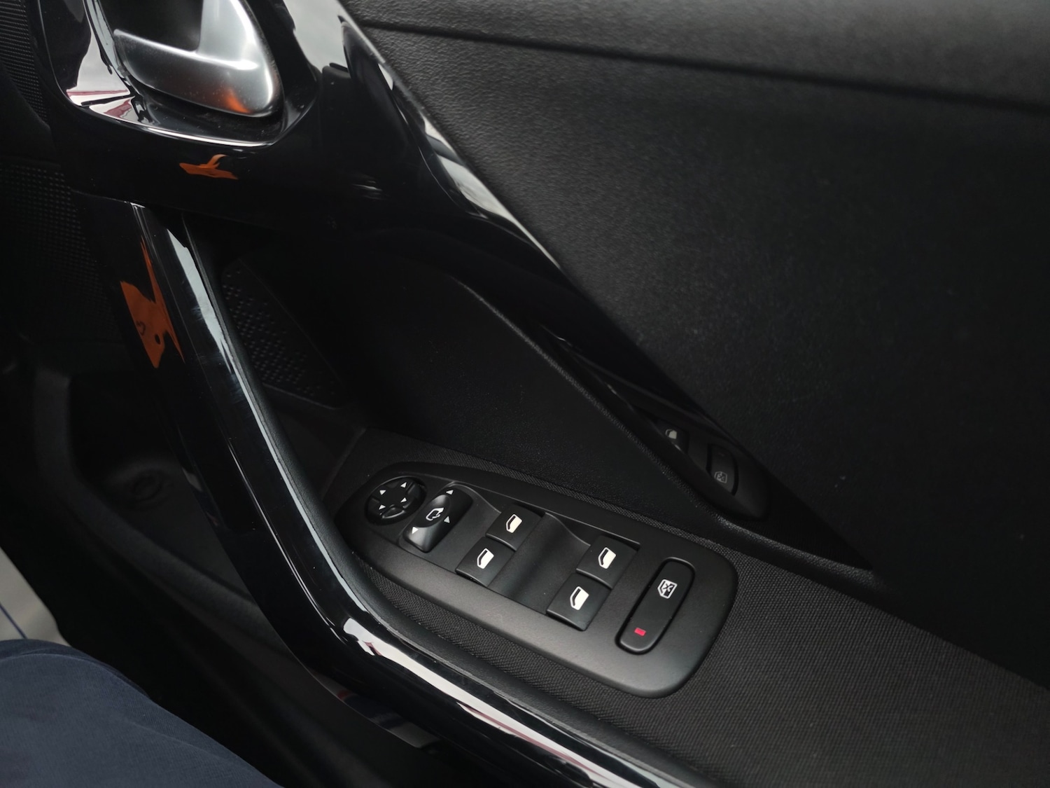 Used Peugeot 208 2018 for sale - 76547994: Photo 30