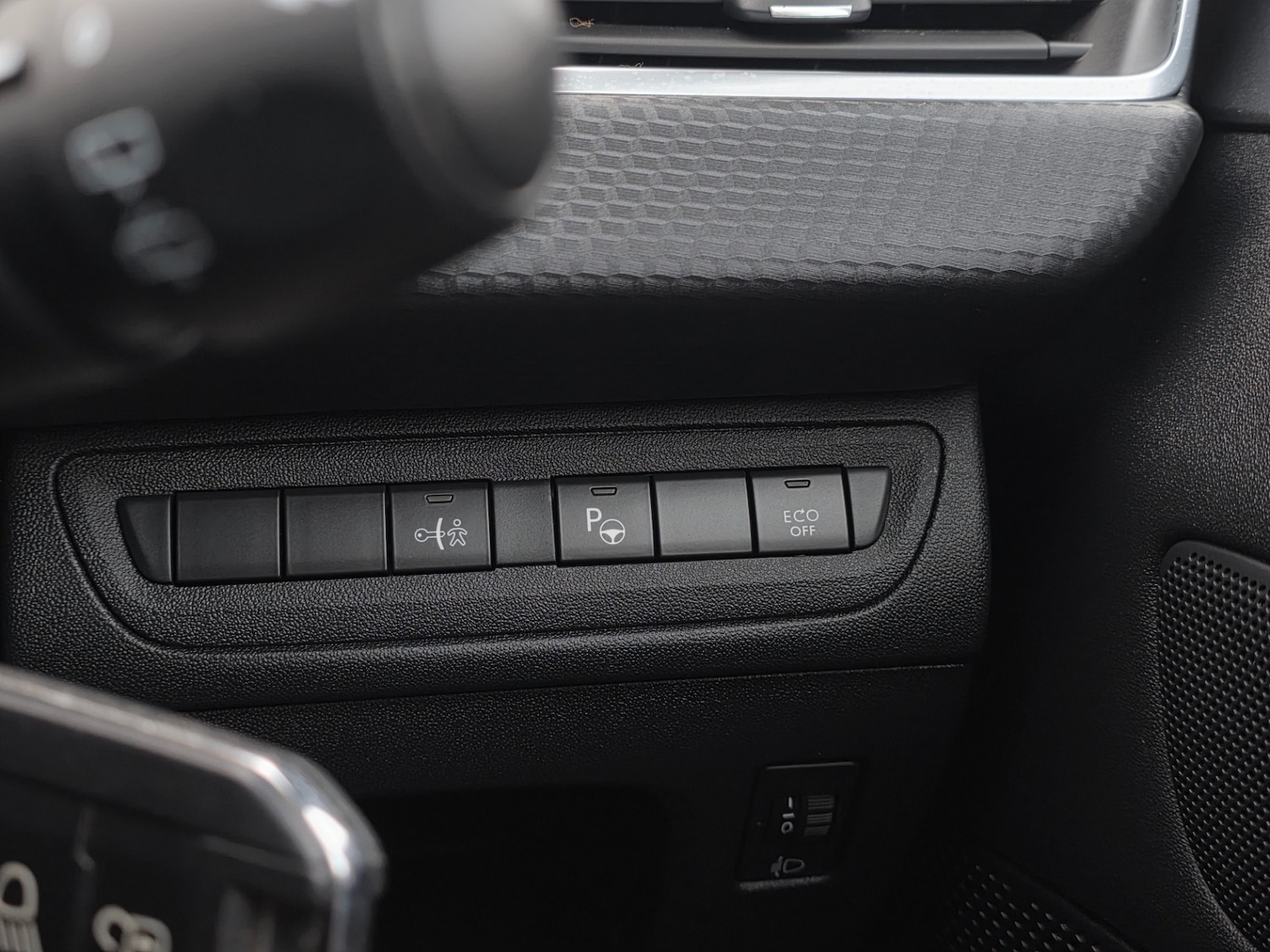 Used Peugeot 208 2018 for sale - 76547994: Photo 32