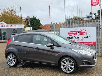 Used Ford Fiesta 2017 for sale - 76453726: Photo