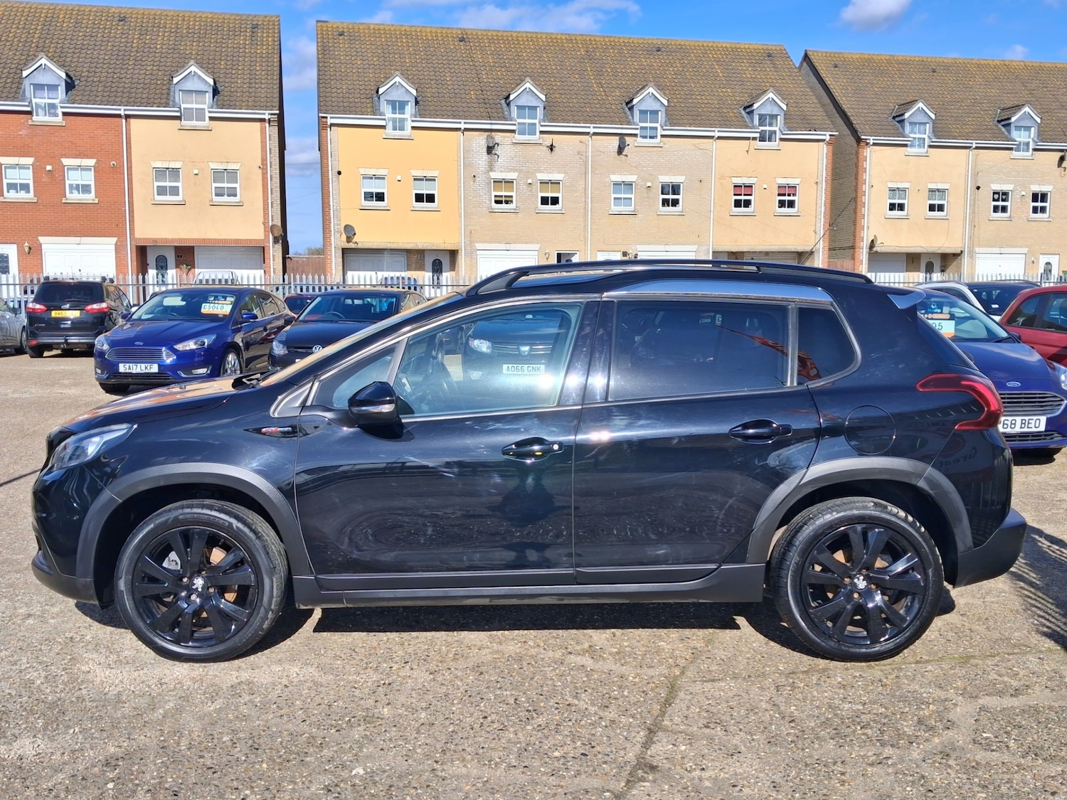 Used Peugeot 2008 2017 for sale - 77915767: Photo 3