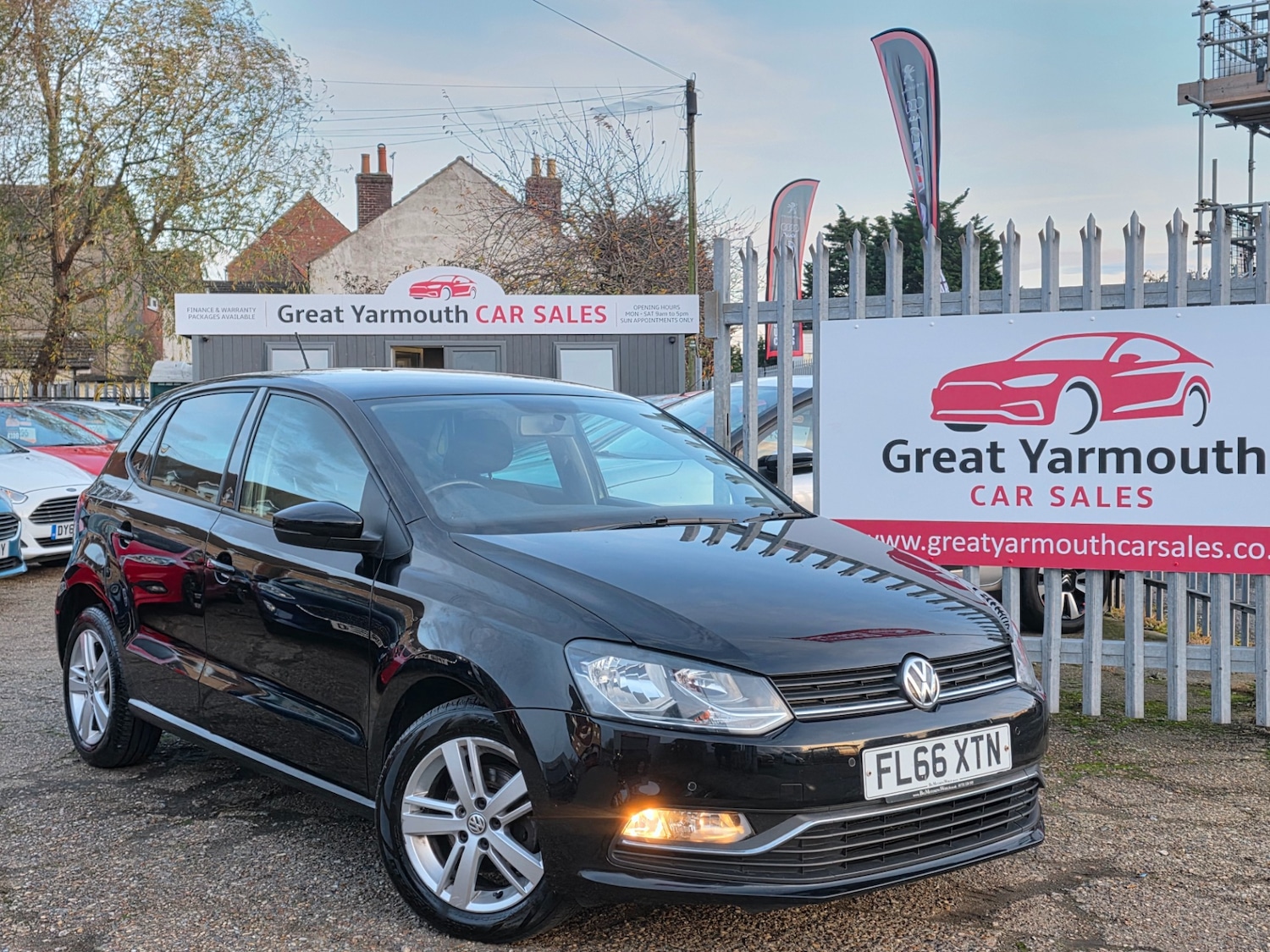 Used Volkswagen Polo 2016 for sale - 76560142: Photo 1