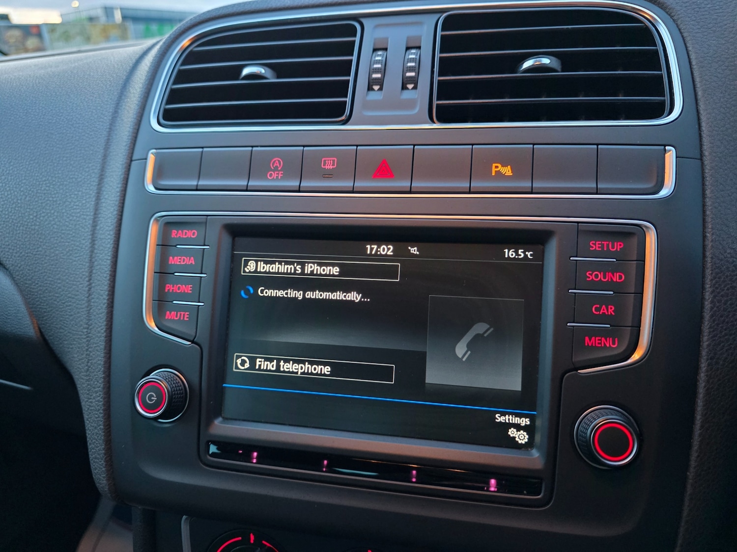 Used Volkswagen Polo 2016 for sale - 76560142: Photo 24