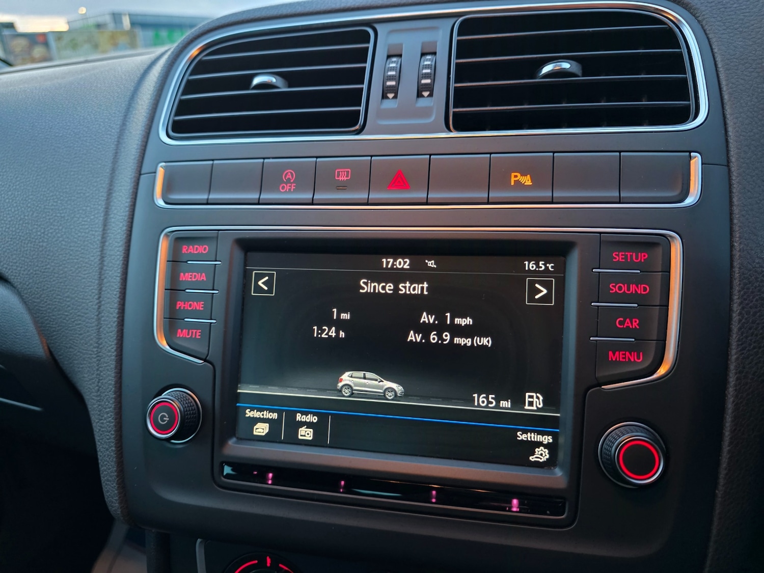 Used Volkswagen Polo 2016 for sale - 76560142: Photo 26