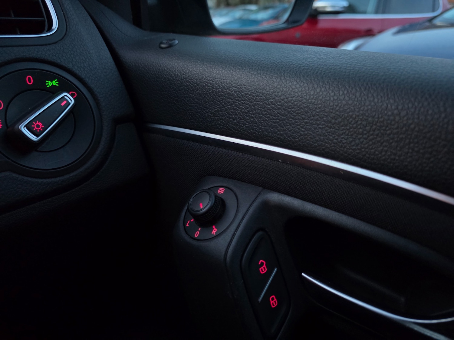 Used Volkswagen Polo 2016 for sale - 76560142: Photo 30