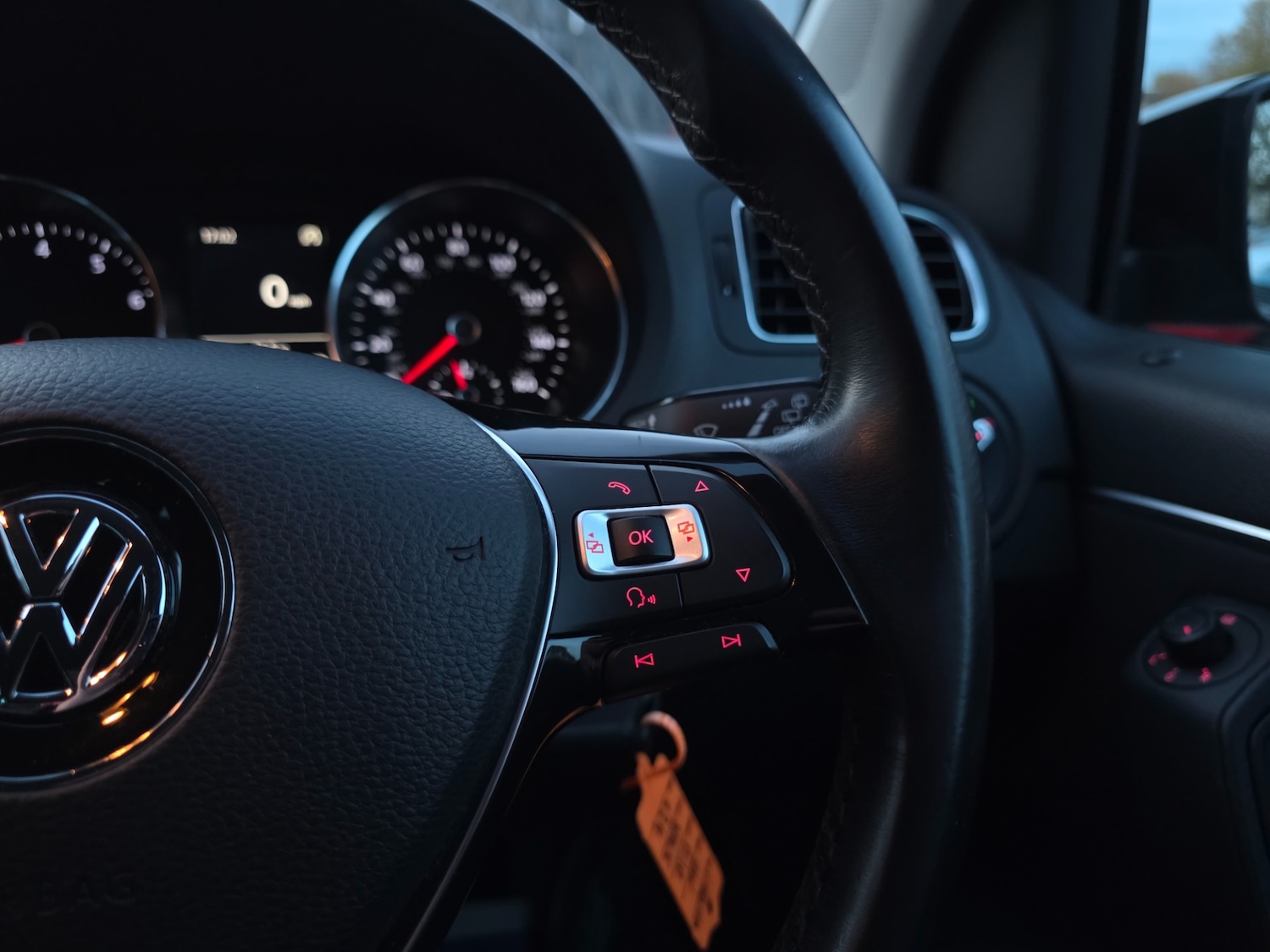 Used Volkswagen Polo 2016 for sale - 76560142: Photo 33