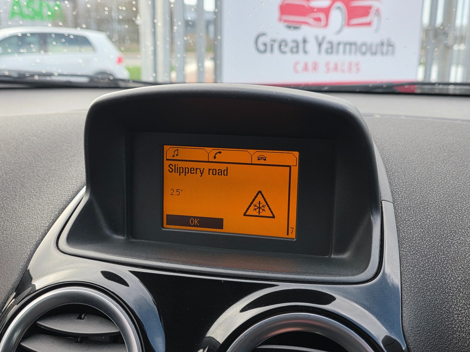 Used Vauxhall Corsa 2012 for sale - 76638606: Photo 23