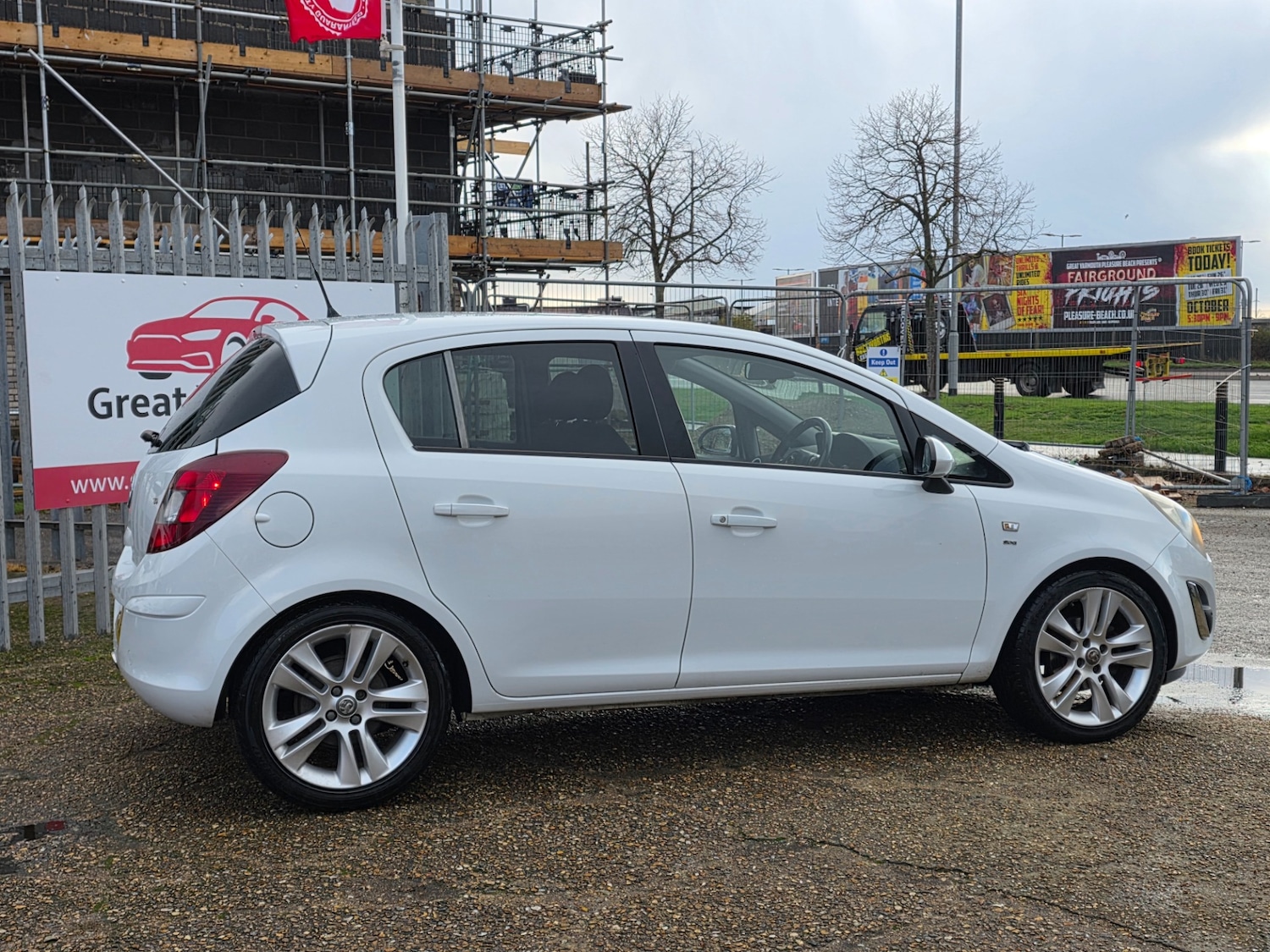 Used Vauxhall Corsa 2012 for sale - 76638606: Photo 3