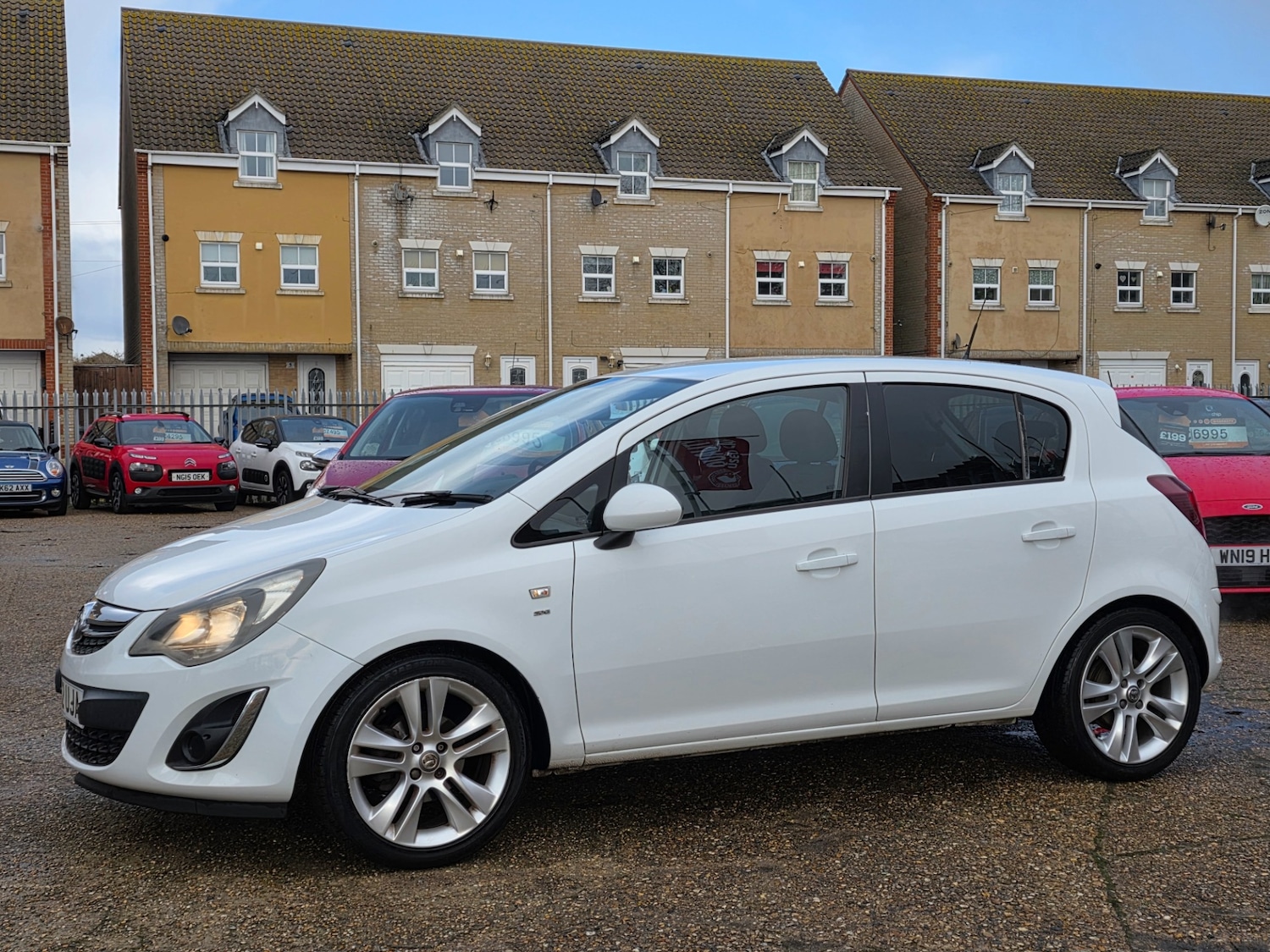 Used Vauxhall Corsa 2012 for sale - 76638606: Photo 8