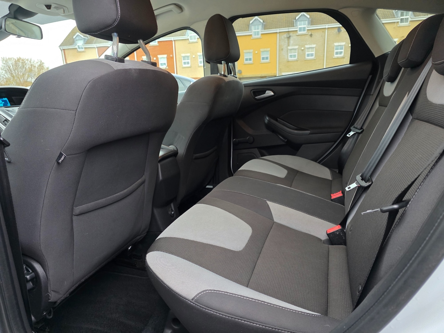 Used Ford Focus 2014 for sale - 76722389: Photo 14