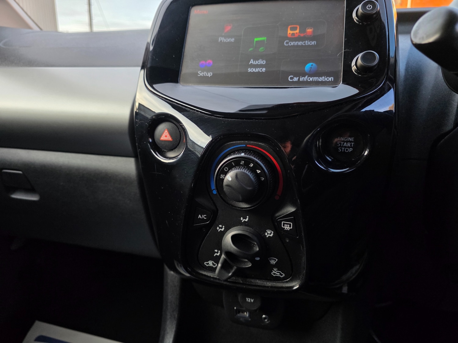 Used Peugeot 108 2017 for sale - 76559883: Photo 21