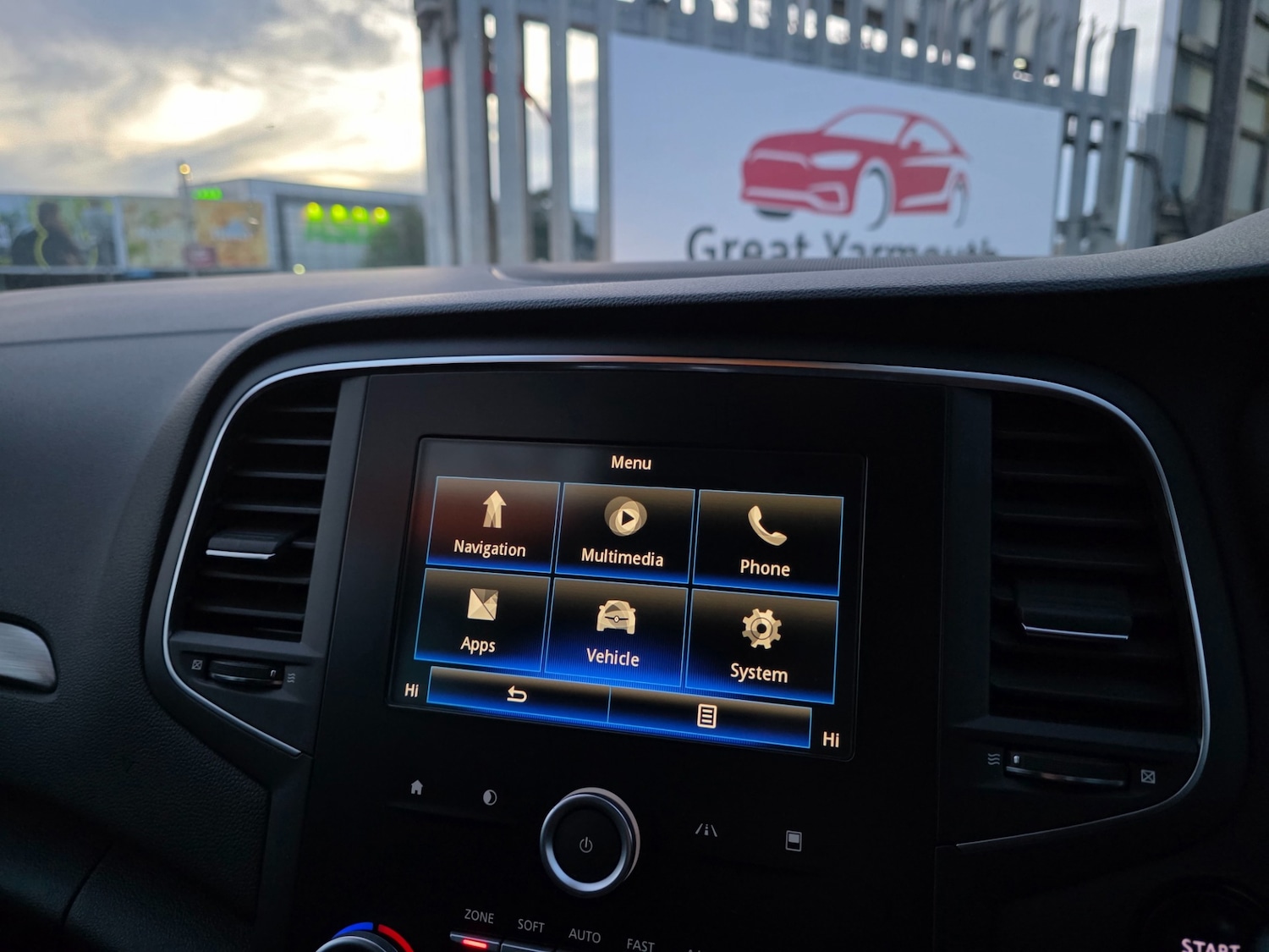 Used Renault Megane 2017 for sale - 76440012: Photo 28